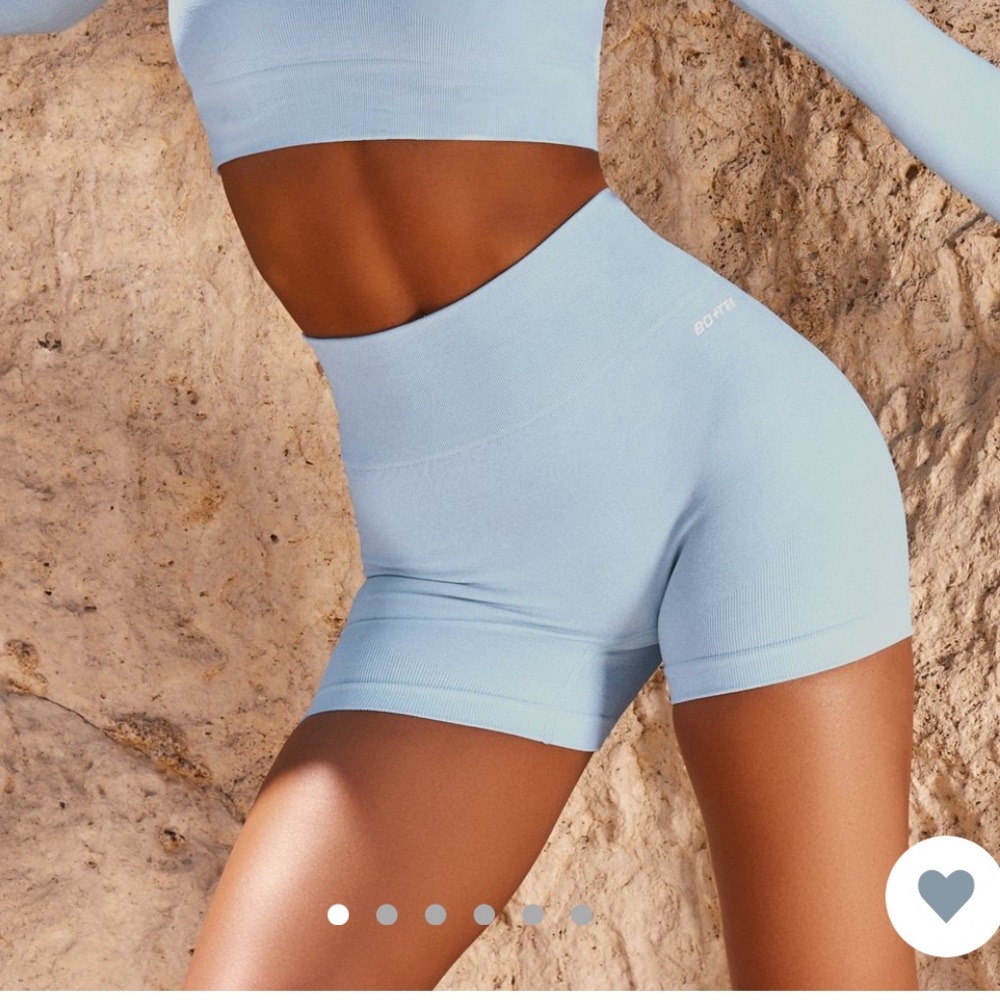 Light Blue Bo+Tee Seamless Shorts